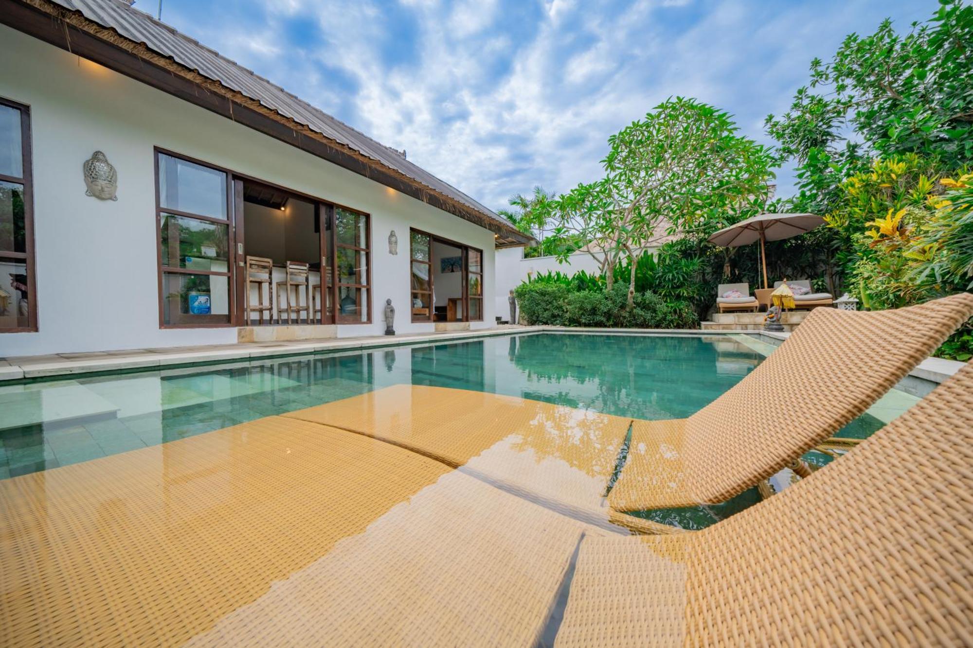 Bali Sunyi Villas Jimbaran Buitenkant foto